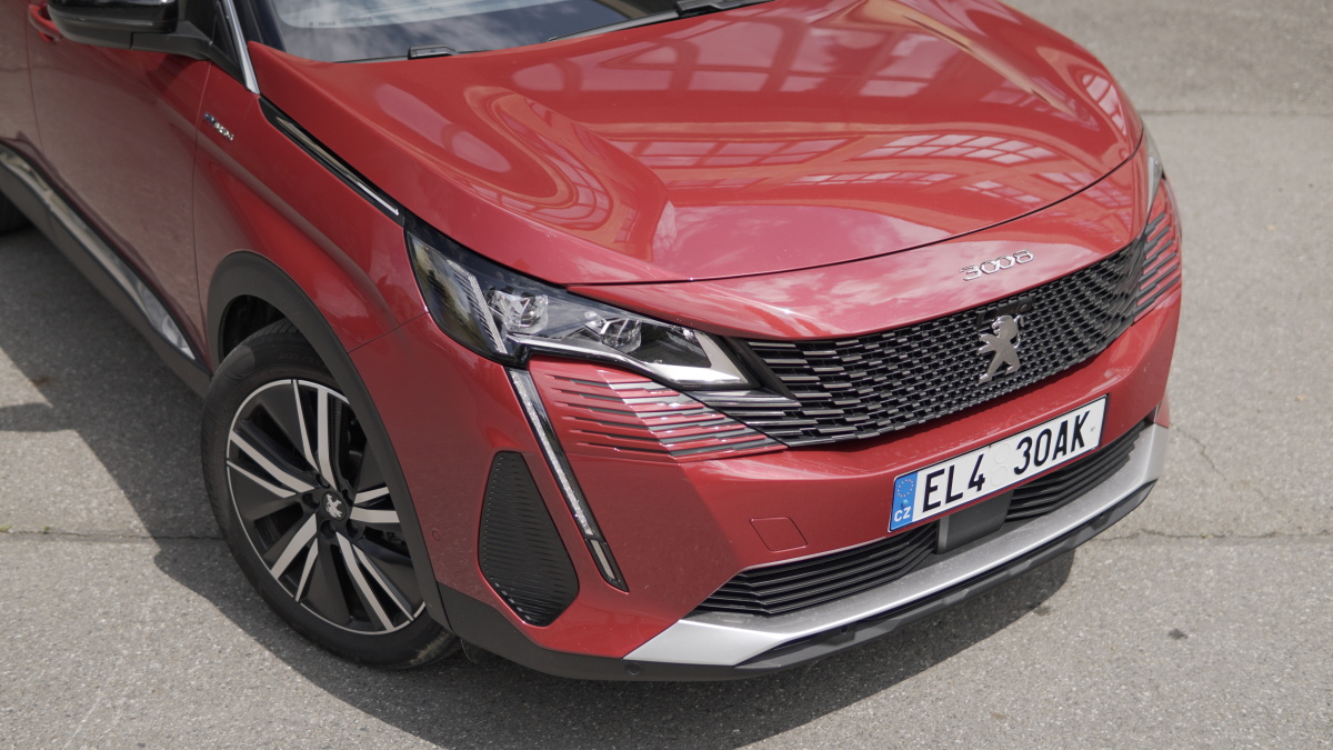 peugeot-3008-hybrid4-40