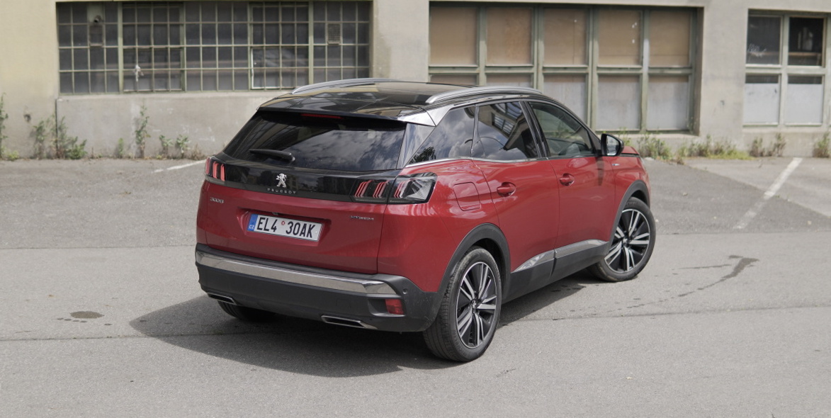 peugeot-3008-hybrid4-43