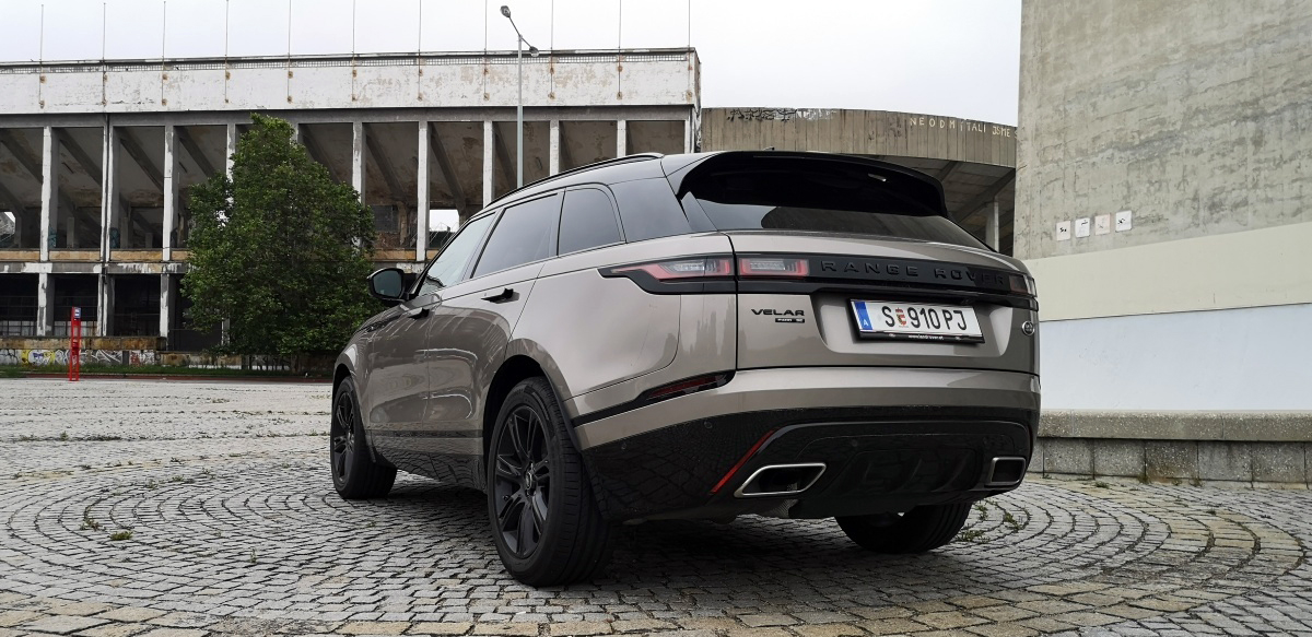 range-rover-velar-p400-2