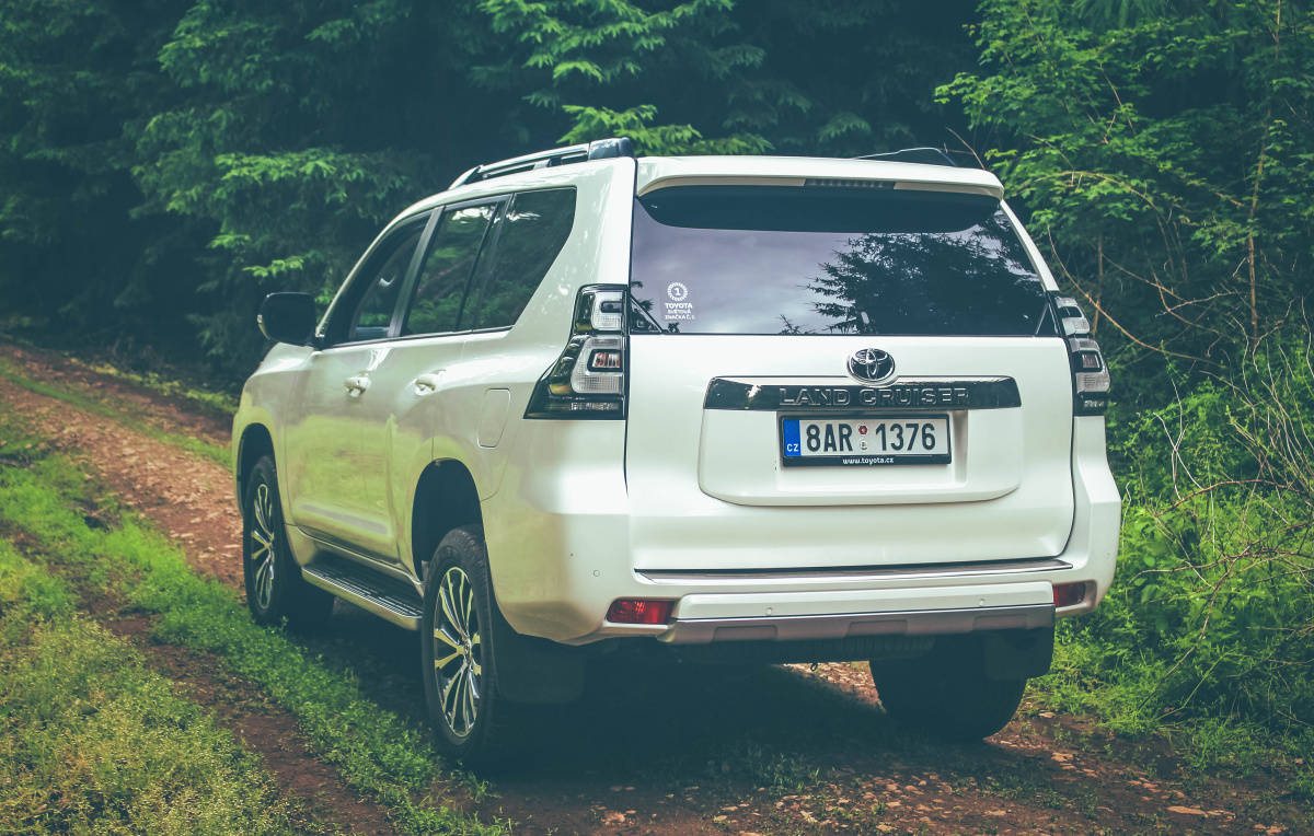 toyota-land-cruiser-2021-4