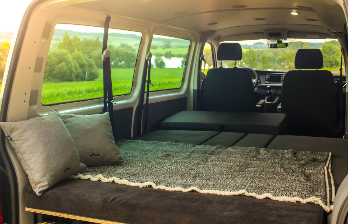 volkswagen-transporter-visu-camp-6