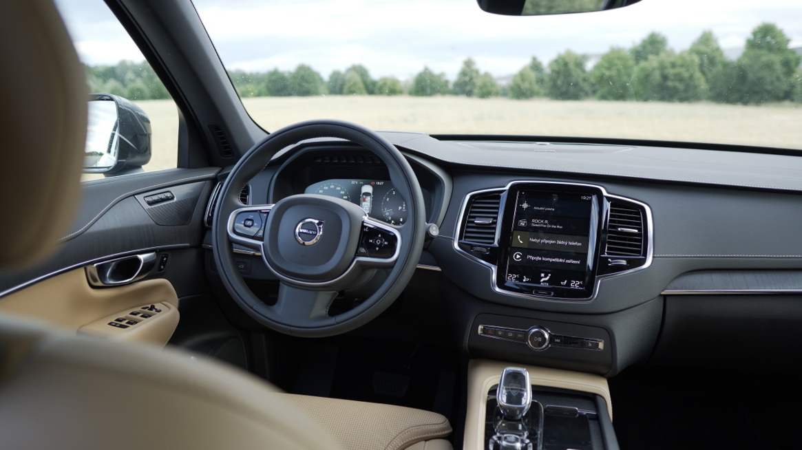 volvo-xc90-2020-29