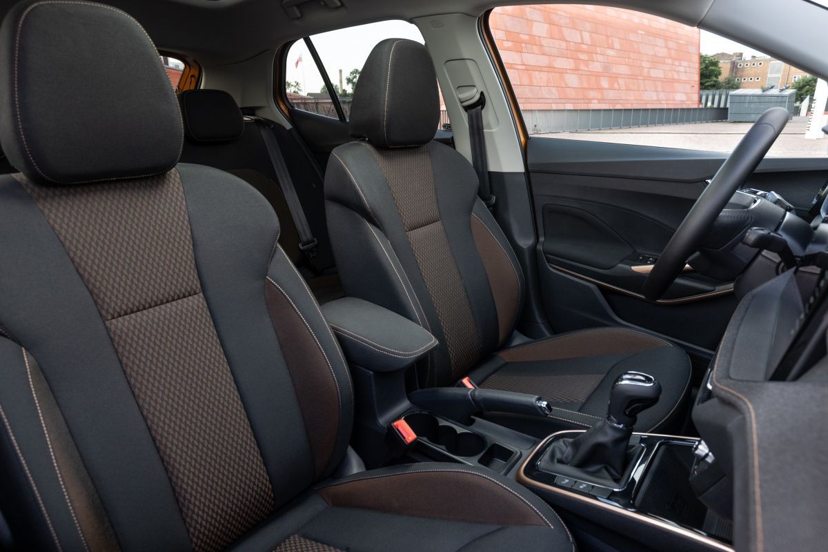 56_skoda_fabia_ml_phoenix_orange