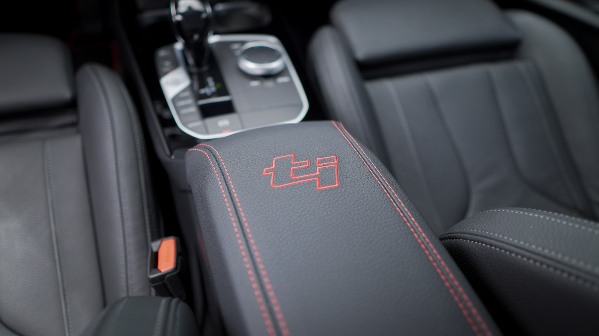 bmw-128ti-31