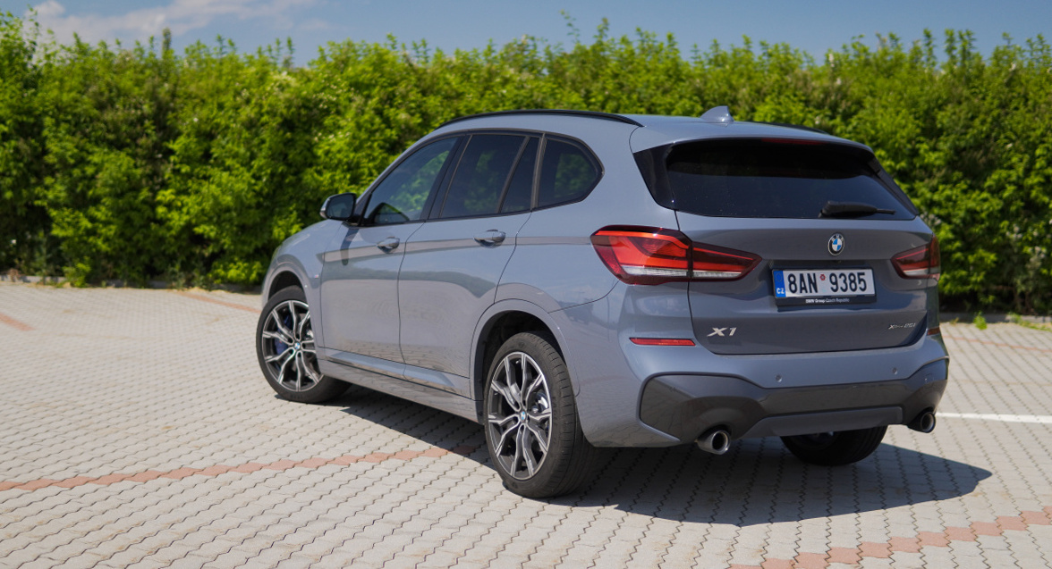 bmw-x1-2021-17