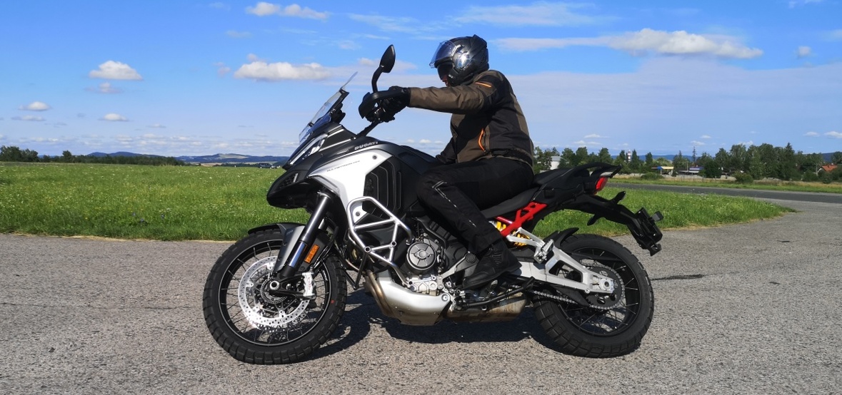 ducati-multistrada-2021-6