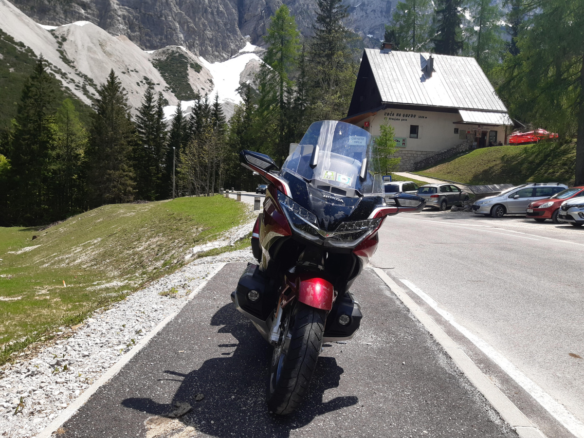 honda-gl-1800-gold-wing-tour-18