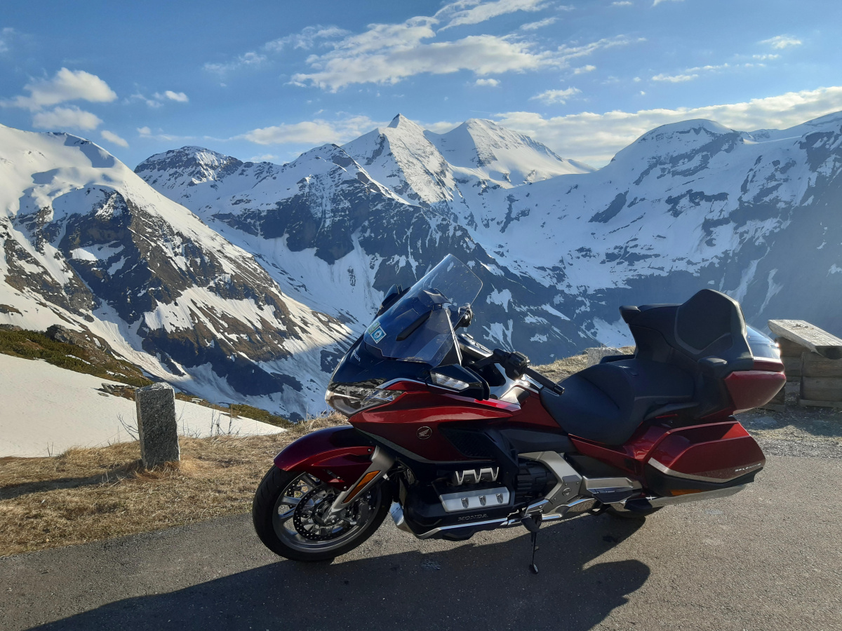 honda-gl-1800-gold-wing-tour-4