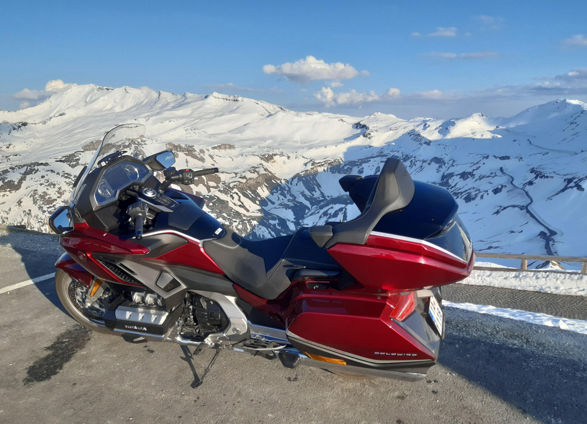 honda-gl-1800-gold-wing-tour-7