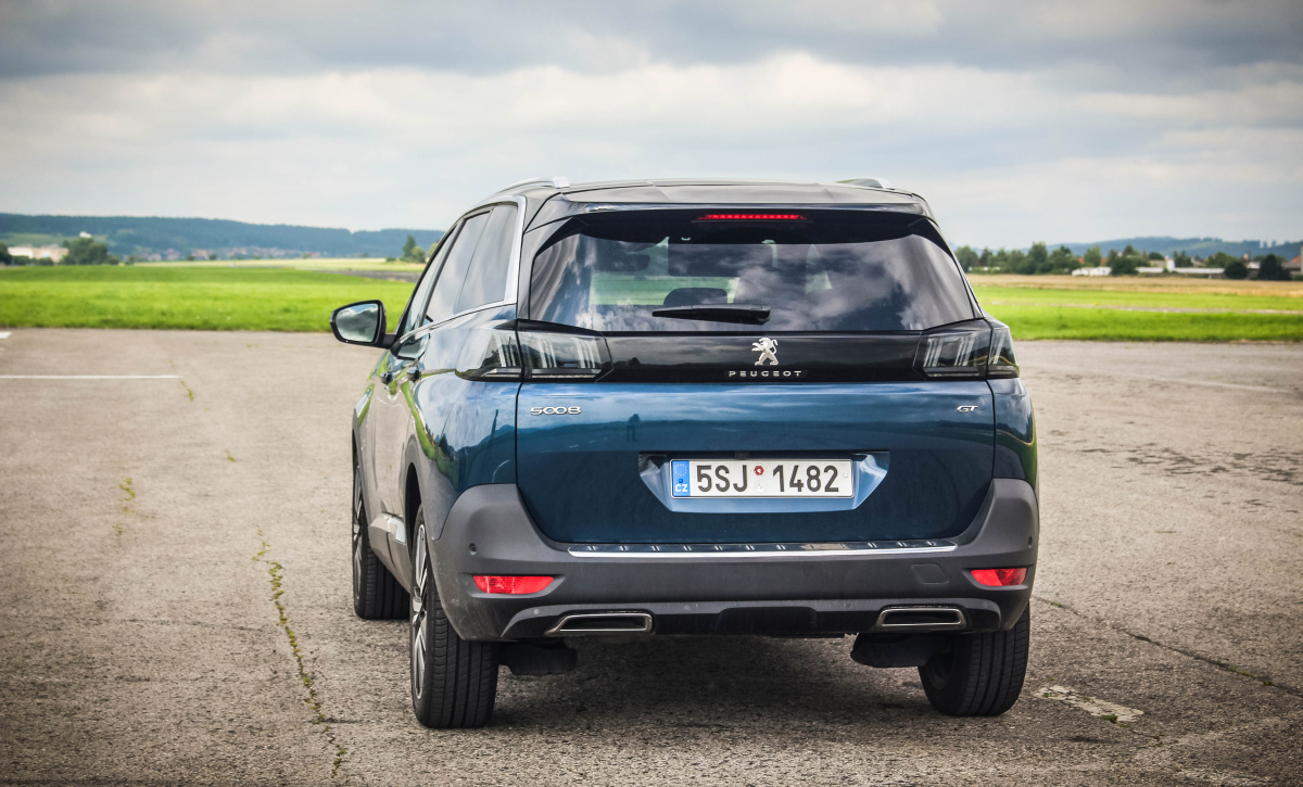peugeot-5008-gt-2021-13
