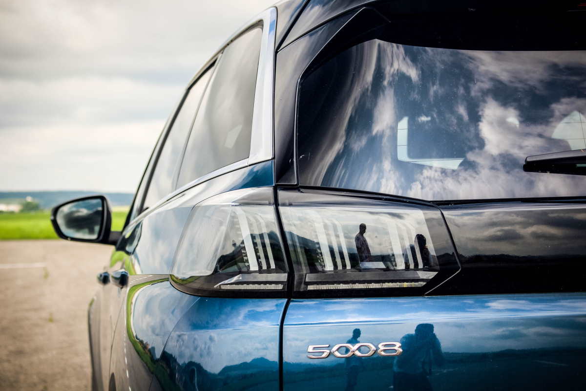 peugeot-5008-gt-2021-15