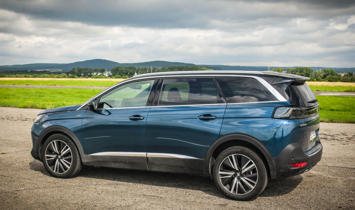 peugeot-5008-gt-2021-27