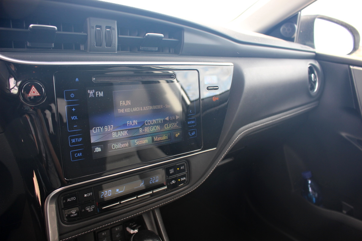 toyota-corolla-17