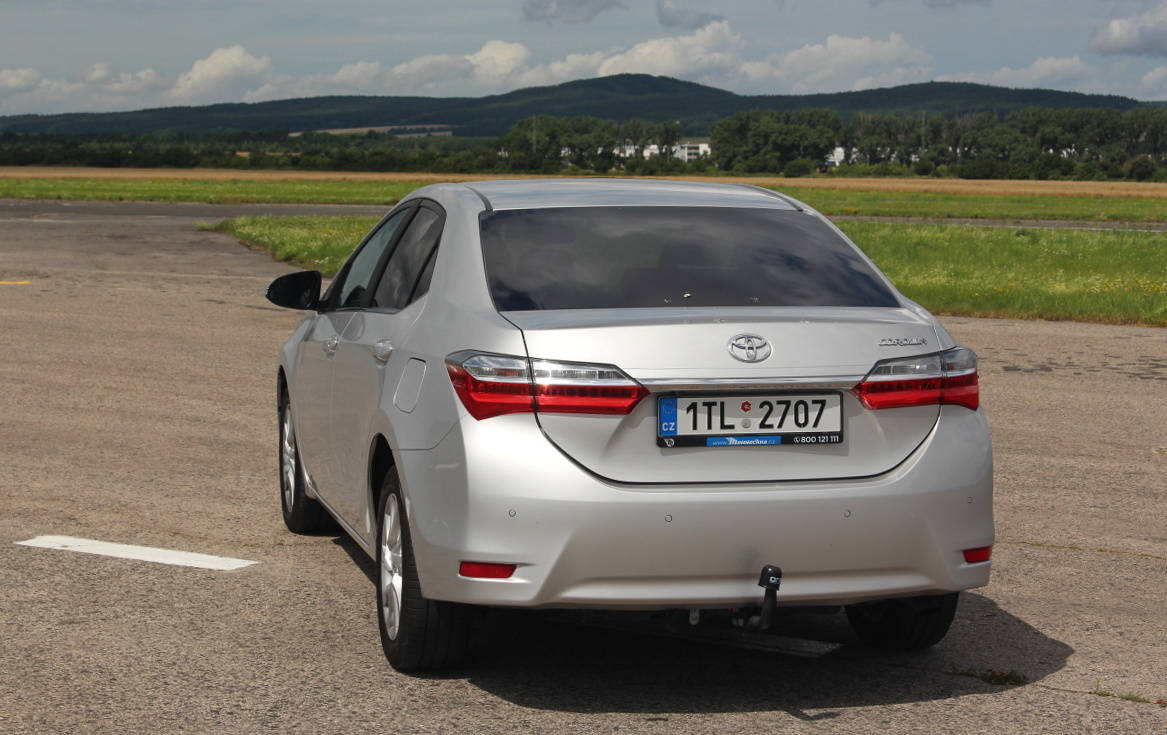 toyota-corolla-26