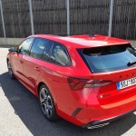 skoda-octavia-rs-combi-2021-18