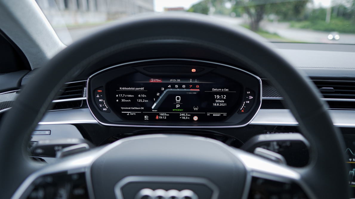 audi-s8-2021-19