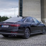 audi-s8-2021-33
