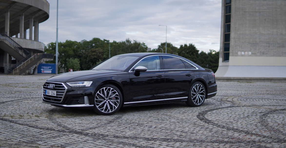 audi-s8-2021-5