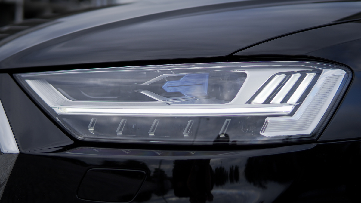 audi-s8-2021-6