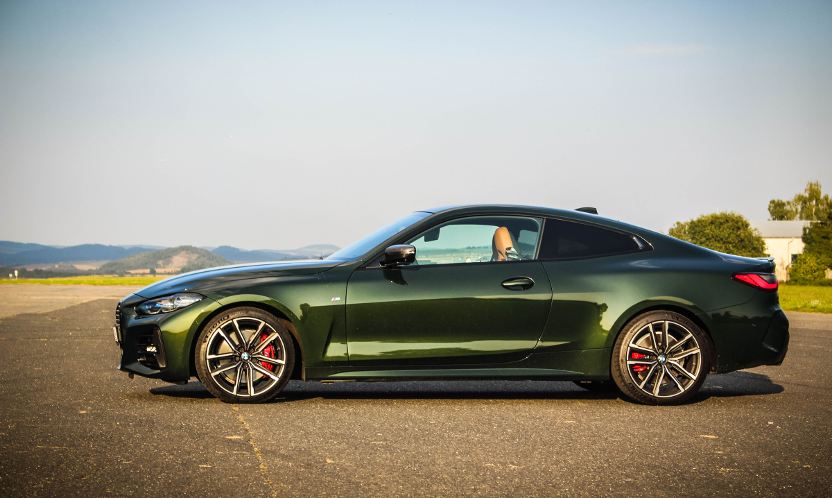 bmw-4-coupe-2021-16