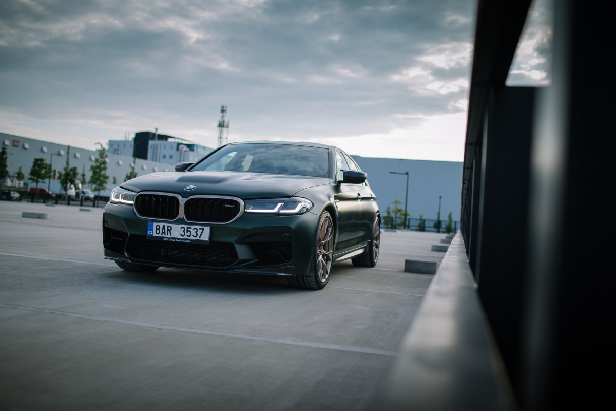 bmw-m5-cs-13