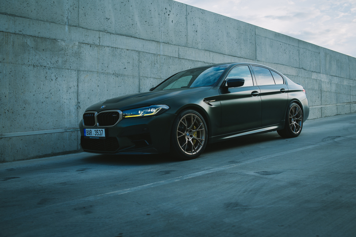 bmw-m5-cs-27