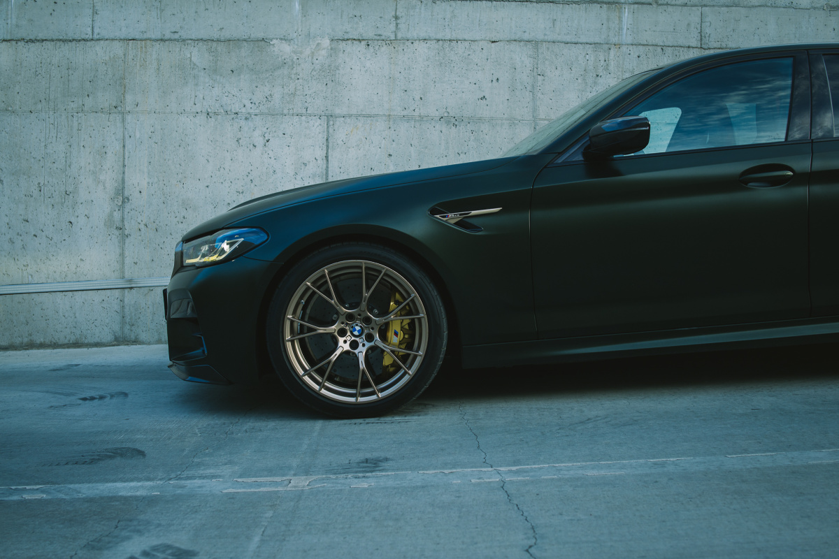 bmw-m5-cs-28