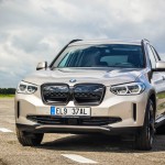 bmw-ix3-12