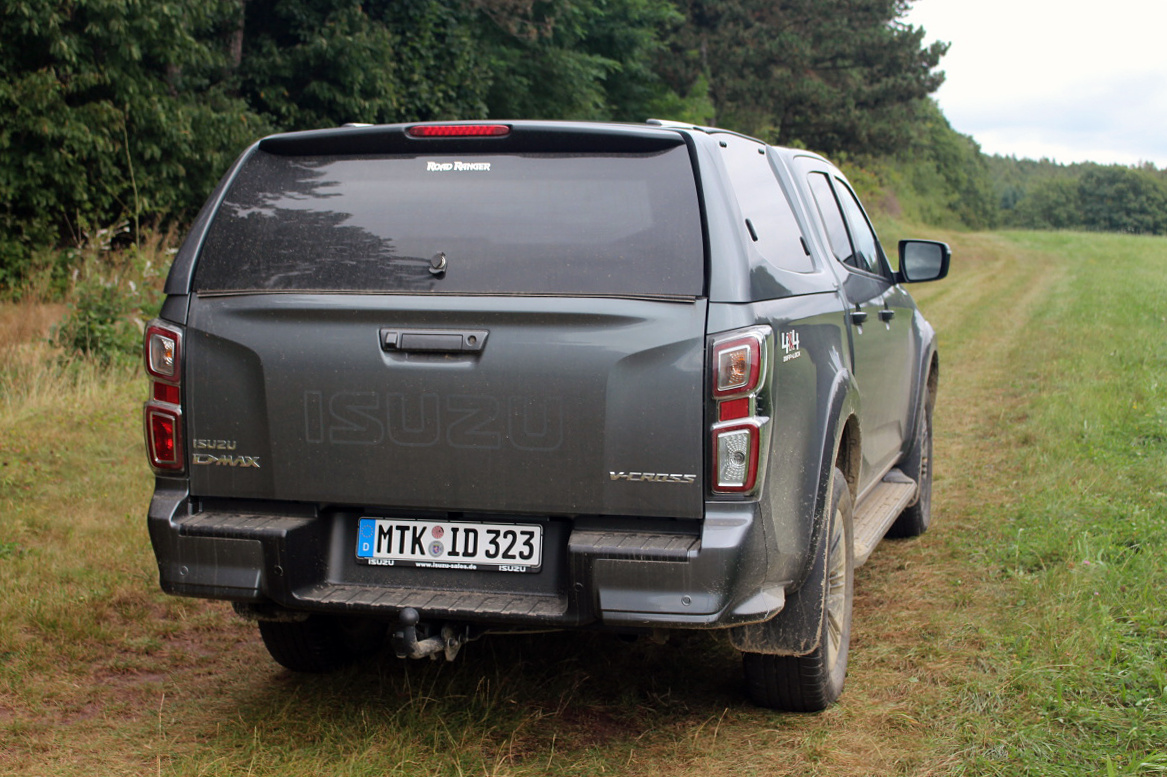 isuzu-d-max-2021-8