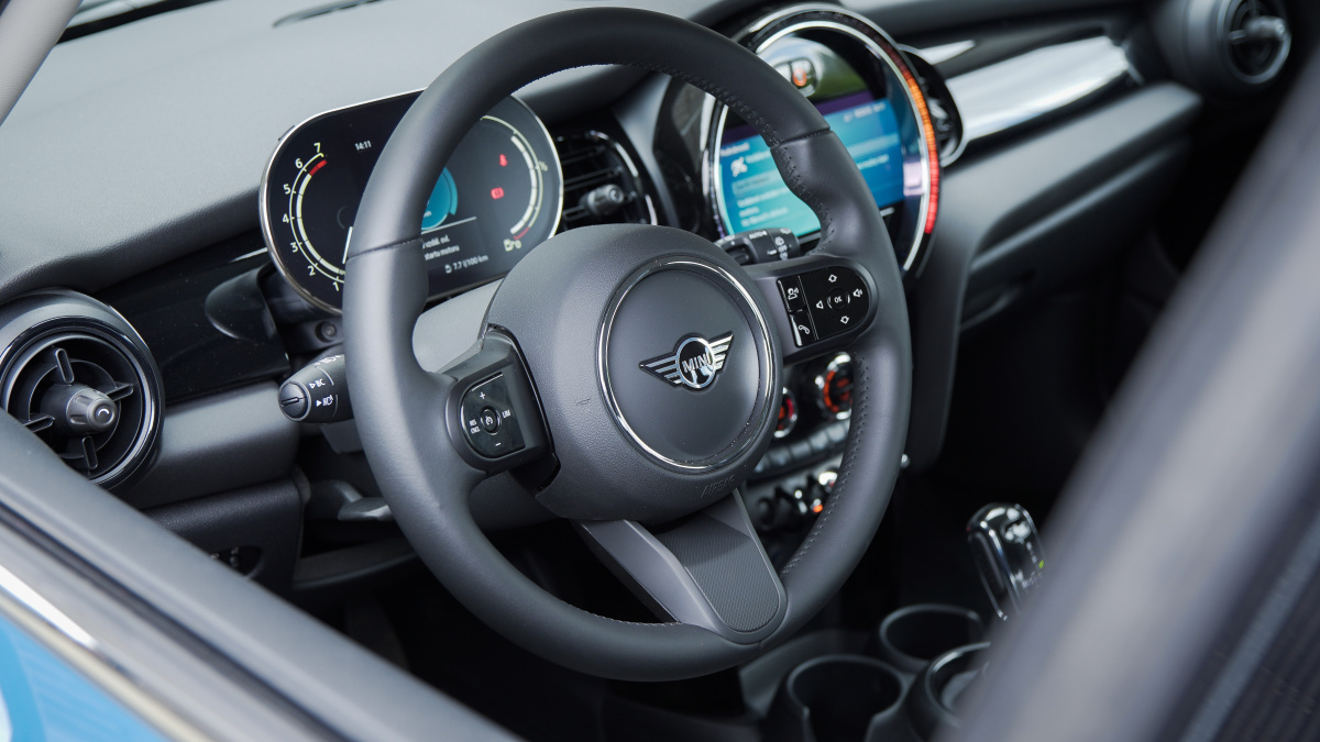 mini-cooper-2021-23