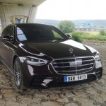 mercedes-benz-s-2021-32