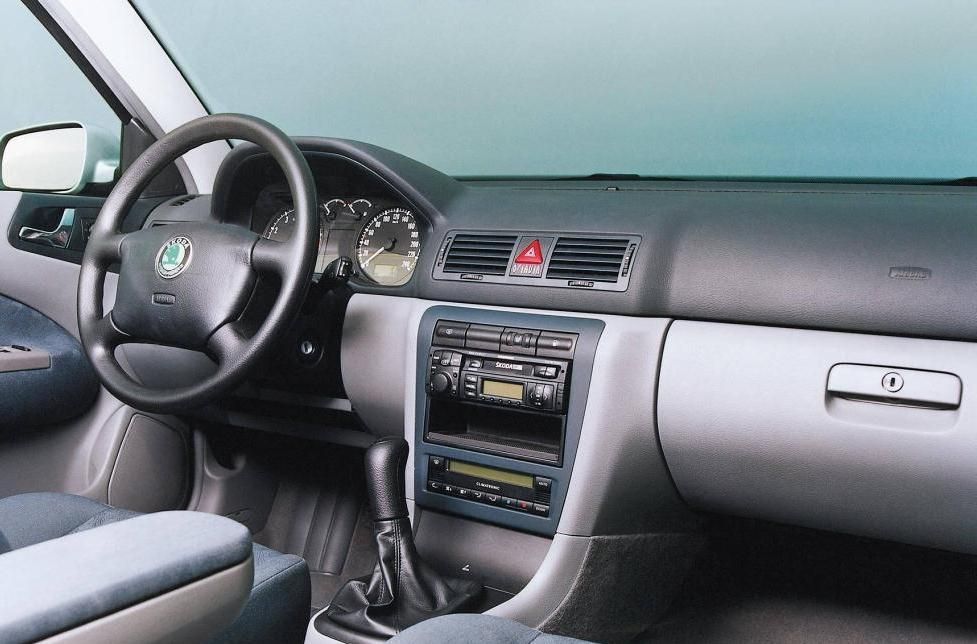skoda-octavia-first-generation-interior