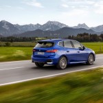 2022-bmw-rady-2-active-tourer-modra-17