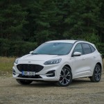 ford-kuga-2-5-hybrid-st-line-1