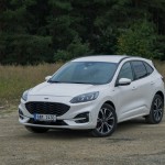 ford-kuga-2-5-hybrid-st-line-2