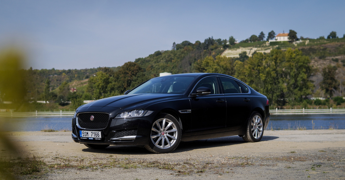 jaguar-xf-13