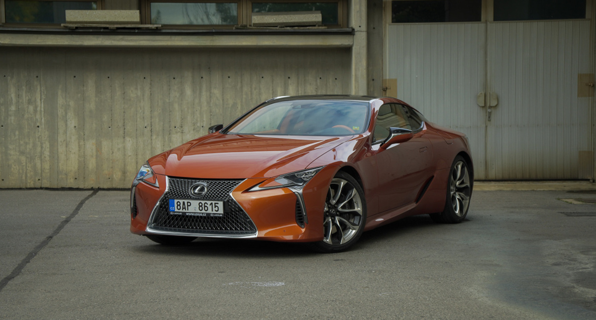 lexus-lc-500-coupe-2021-1