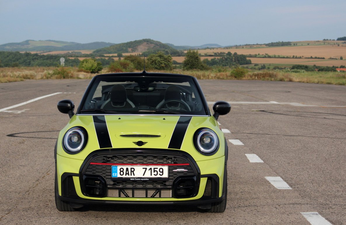 mini-jcw-2021-5