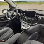 mercedes-benz-v-2021-15