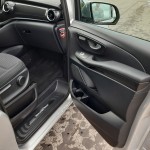 mercedes-benz-v-2021-16