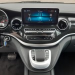 mercedes-benz-v-2021-29