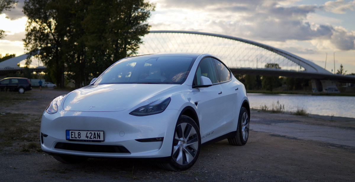 tesla-model-y-4