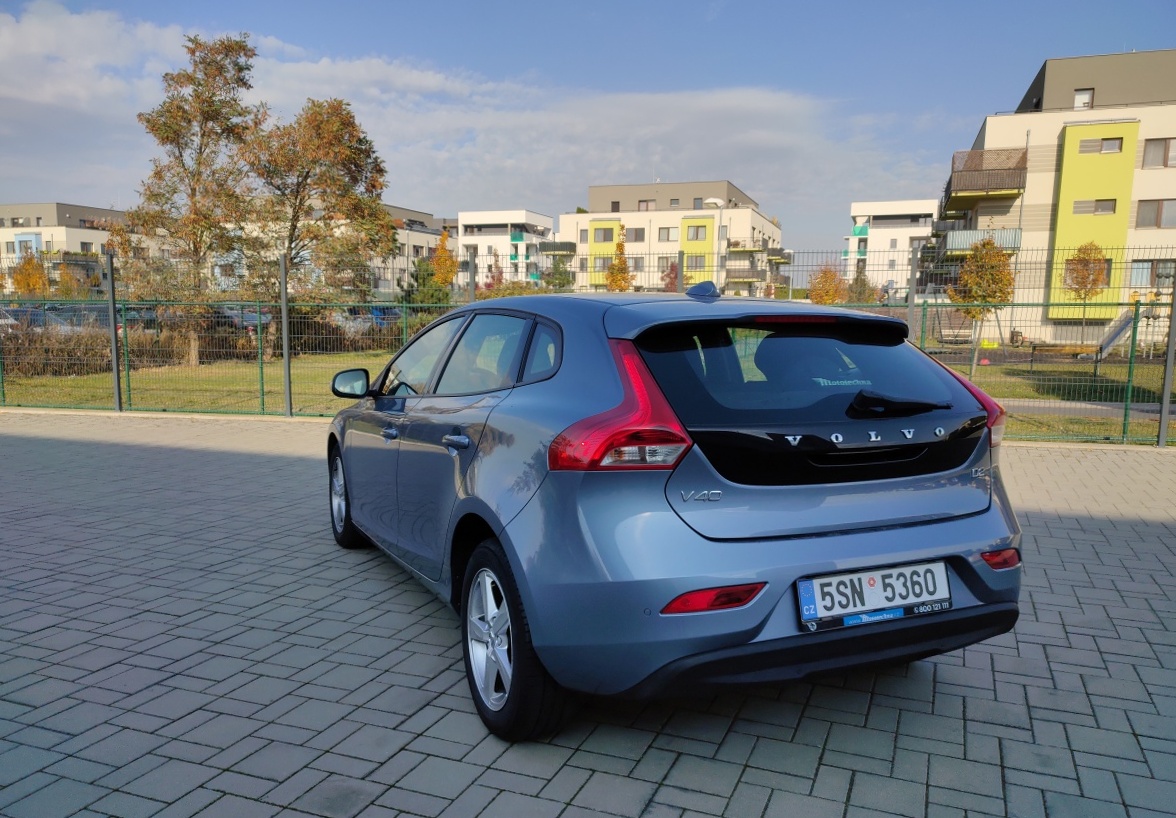 volvo-v40-18