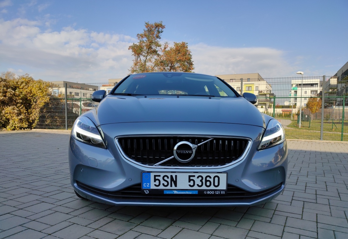 volvo-v40-2