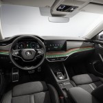 skoda-octavia-scout-2021-23