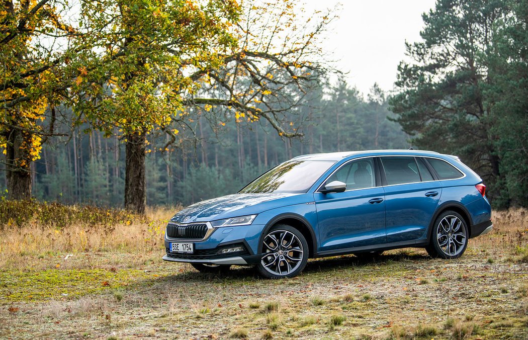 skoda-octavia-scout-2021-8