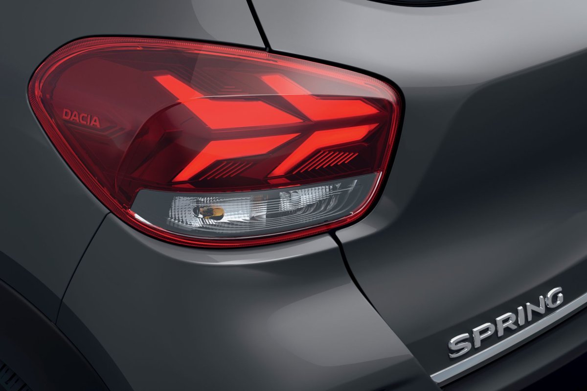 2021-elektromobil-dacia-spring-electric-10