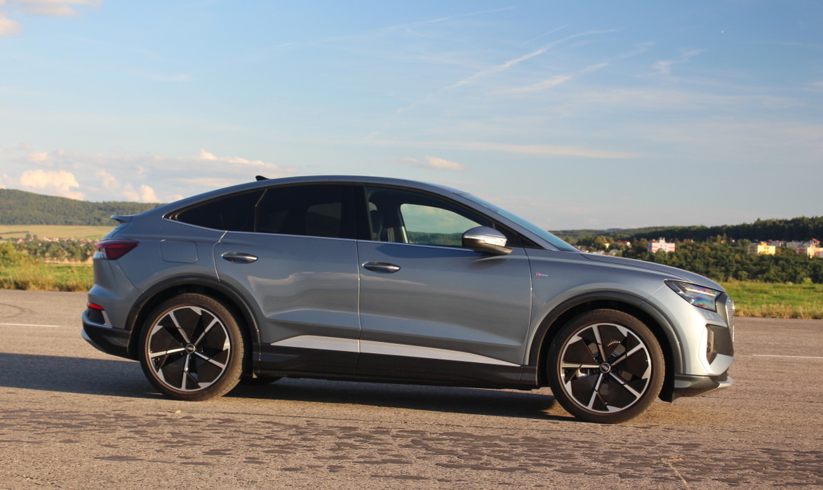 audi-q4-sportback-15
