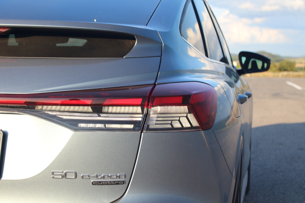 audi-q4-sportback-32