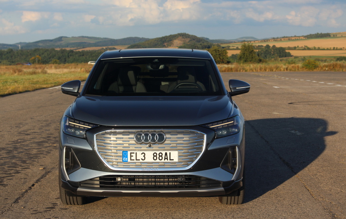 audi-q4-sportback-7